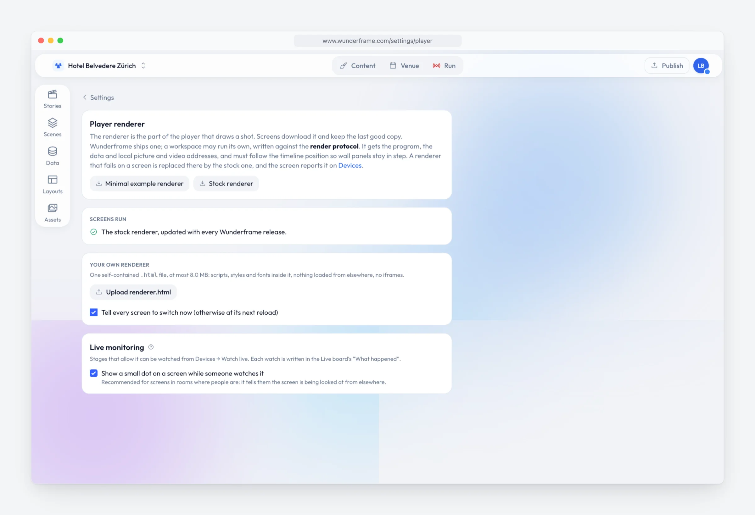 Settings → Player: an explanation of the player renderer with Minimal example renderer and Stock renderer downloads, Screens run the stock renderer, Your own renderer with an Upload renderer.html button, and Live monitoring with the small-dot option.